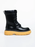 Nunzia fekete, női csizma, ökológiai bőrből