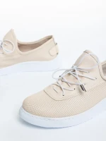 Nilda bézs alkalmi női cipő, valódi bőrből készült