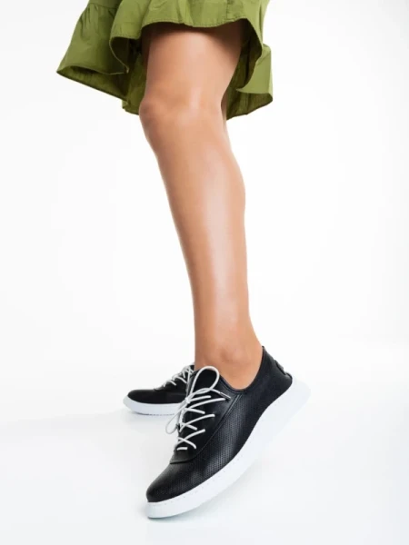 Nilda fekete alkalmi női cipő, valódi bőrből készült