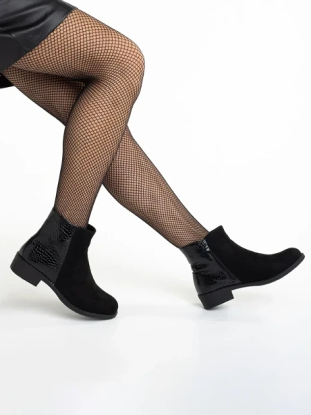 Ivy fekete női bokacsizma, műbőrből és textil anyagból készült