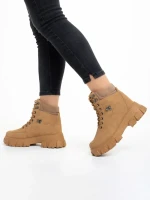 Valeen sötét bézs női bakancs, műbőrből készült