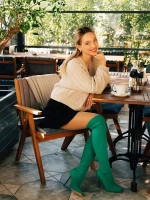 Santera zöld női magassarkú csizma textil anyagból