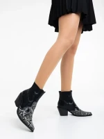 Kalanie fekete, női bokacsizma, ökológiai bőrből