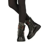 Fissa fekete női csizma