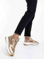 Varava ezüstszinű női sportcipő textil anyagból és szintetikus anyagból