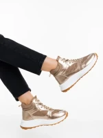 Varava ezüstszinű női sportcipő textil anyagból és szintetikus anyagból