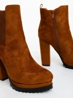 Themara barna női magassarkú bokacsizma textil anyagból