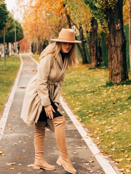 Verria bézs női csizma textil anyagból