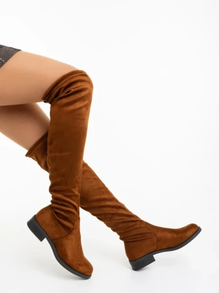 Verria tevebarna női csizma textil anyagból