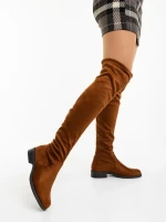 Verria tevebarna női csizma textil anyagból