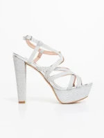 Decera ezüstszinű női magassarkú szandál textil anyagból