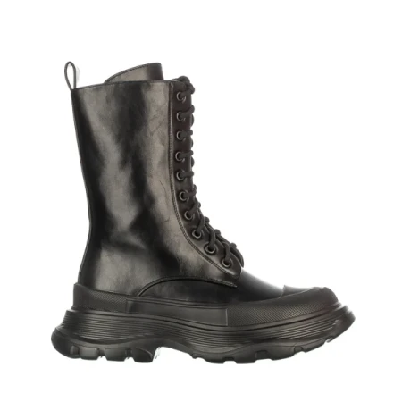 Fasiva fekete női csizma