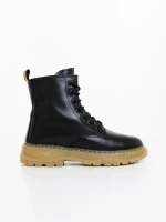 Fincera fekete női bakancs ökológiai bőrből