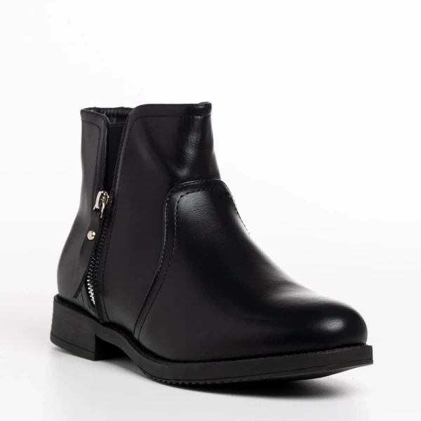 Falecia fekete női csizma, műbőrből készült