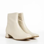 Ainsley bézs női bokacsizma, műbőrből készült