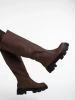 Mukta sötét barna női csizma ökológiai bőrből