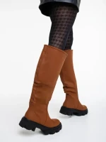 Mukta világos barna női csizma ökológiai bőrből