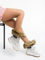 Delyth bézs női csizma ökológiai bőrből és textil anyagból