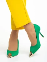 Melany zöld női cipő sarokkal, textil anyagból készült