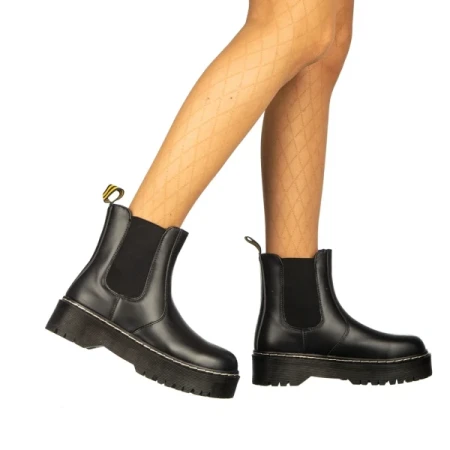 Bakia fekete női csizma