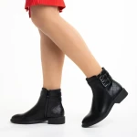 Deliza női fekete bokacsizma ökológiai bőrből