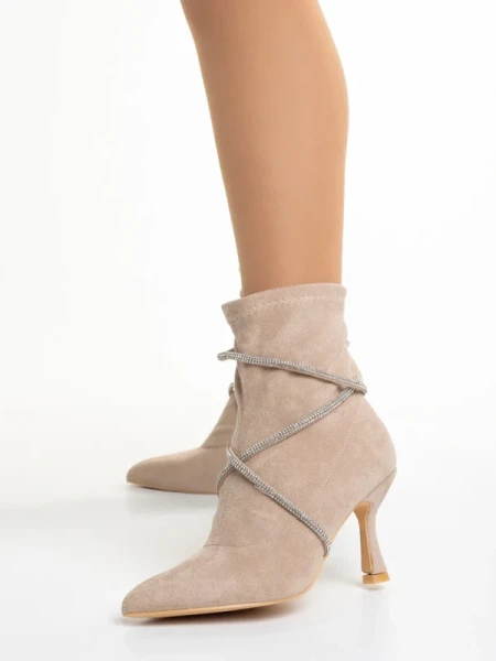 Sommer bézs női bokacsizma, textil anyagból készült