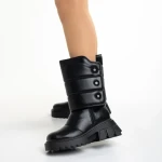 Candra fekete női csizma, műbőrből készült