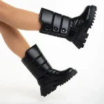 Candra fekete női csizma, műbőrből készült