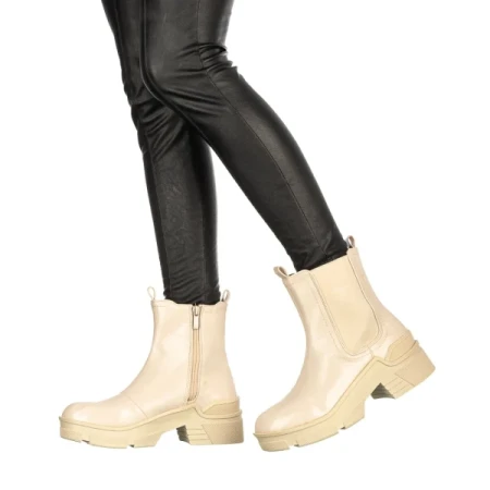 Desia bézs női bakancs