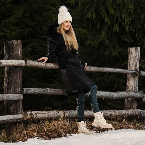 Kasina bézs női bakancs