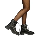 Kasina fekete női bakancs