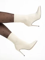 Alaina bézs női bokacsizma, textil anyagból készült