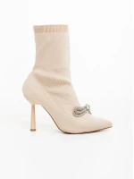 Zemira bézs női magassarkú bokacsizma textil anyagból