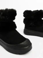 Razenda fekete női csizma textil anygaból