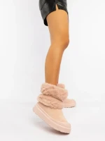 Razenda rózsaszin női csizma textil anygaból