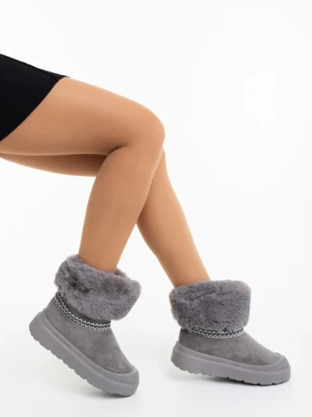 Nelina szürke női csizma textil anyagból