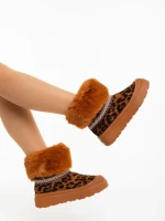 Nelina leopárd mintás női csizma textil anyagból