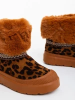 Nelina leopárd mintás női csizma textil anyagból