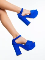 Elenia kék női magassarkú szandál textil anyagból