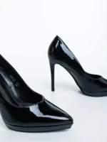 Rhoda fekete női magassarkú cipő lakkozott ökológiai bőrből