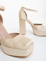 Brilia bézs női magassarkú cipő textil anyagból
