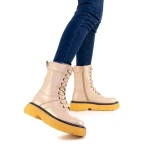 Vilyana bézs női bakancs