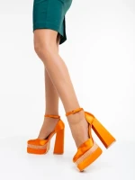 Darya narancssárga női magassarkú cipő textil anyagból
