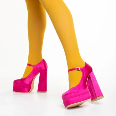 Caira fukszia női cipő, textil anyagból készült