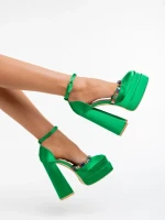 Dulce zöld női magassarkú cipő textil anyagból