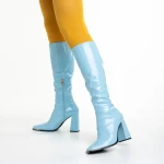 Dafne kék női csizma, lakkozott műbőrből készült