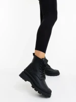 Surama fekete női bakancs ökológiai bőrből