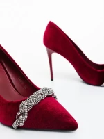 Floriana gránátszinű női magassarkú cipő textil anyagból