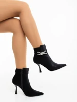 Laeva fekete női bokacsizma textil anyagból
