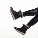 Emmie fekete női csizma, műbőrből készült